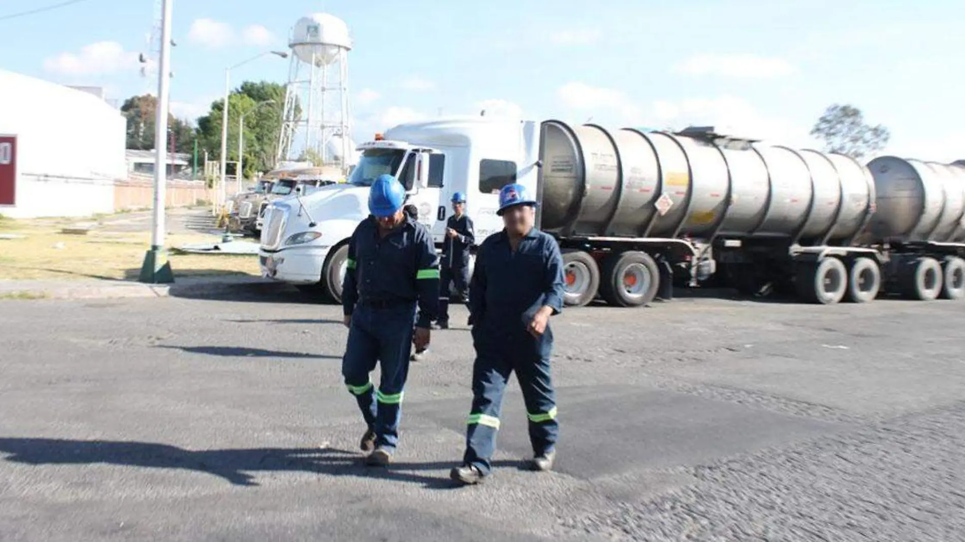 trabajadores pemex